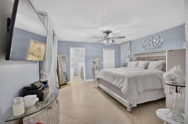 19600 Sedgefield Terrace, Boca Raton, FL 33498