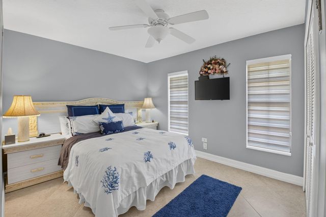 19600 Sedgefield Terrace, Boca Raton, FL 33498