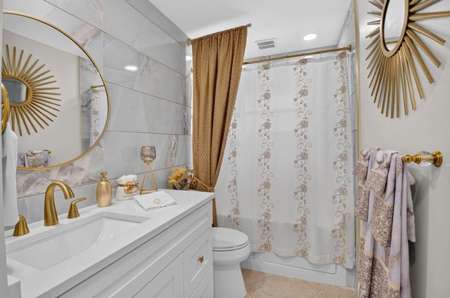 19600 Sedgefield Terrace, Boca Raton, FL 33498
