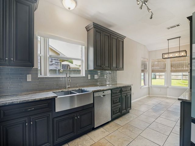 6905 Foxglove Trail, Sachse, TX 75048