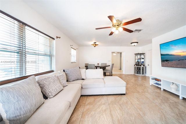 7101 Hope Street, Hollywood, FL 33024