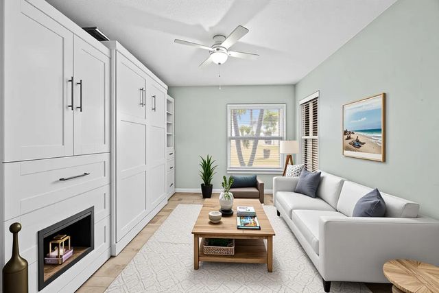 5925 Foxtail Way, Fort Pierce, FL 34982