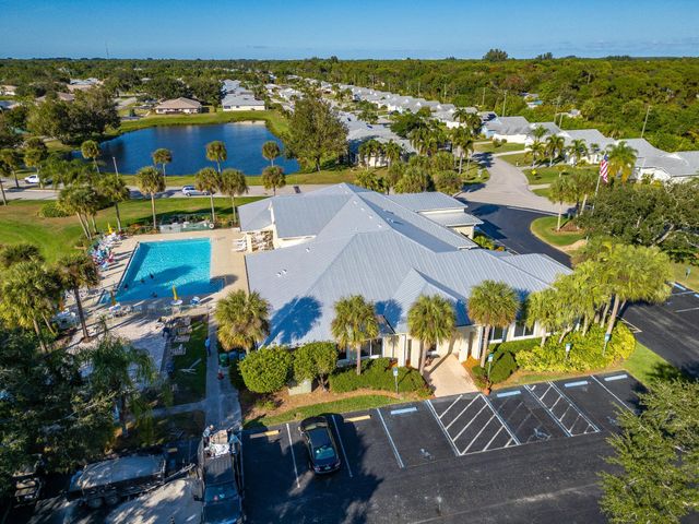 5925 Foxtail Way, Fort Pierce, FL 34982