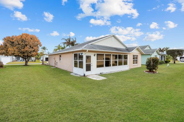 5925 Foxtail Way, Fort Pierce, FL 34982