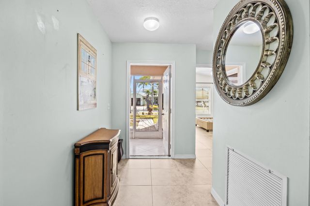 5925 Foxtail Way, Fort Pierce, FL 34982