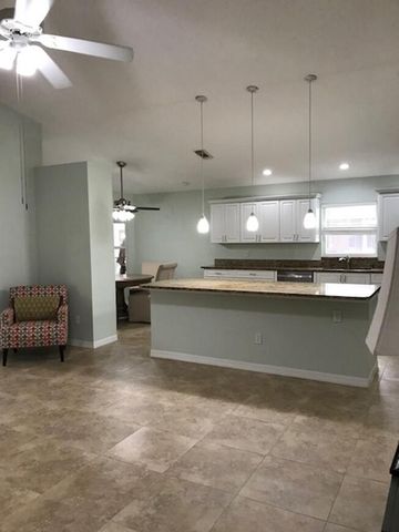 5925 Foxtail Way, Fort Pierce, FL 34982