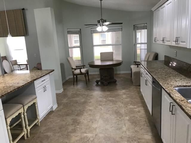 5925 Foxtail Way, Fort Pierce, FL 34982