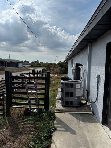 3601 18th ST SW, Lehigh Acres, FL 33976