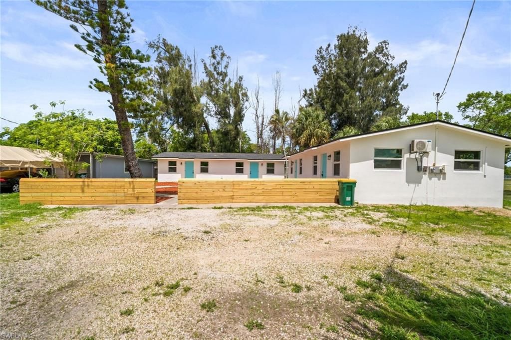 2316 Bayside ST, NAPLES, FL 34112 — photo 2