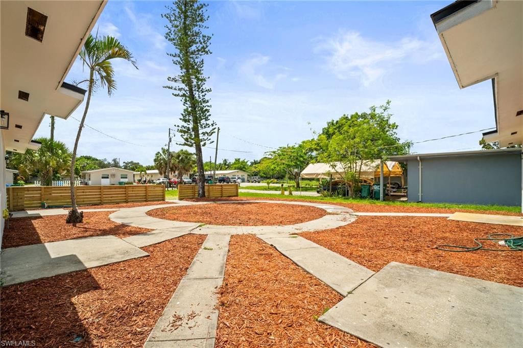 2316 Bayside ST, NAPLES, FL 34112 — photo 4