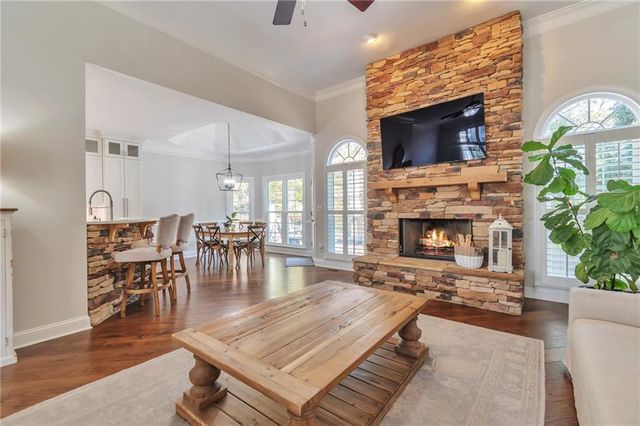 5070 Oakmont Bend Drive, Alpharetta, GA 30004
