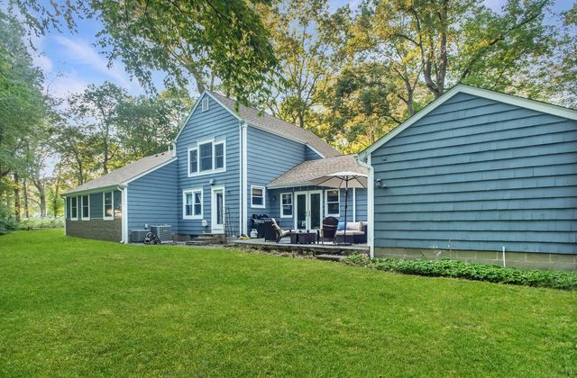 36 Hayes Lane, Ridgefield, CT 06877