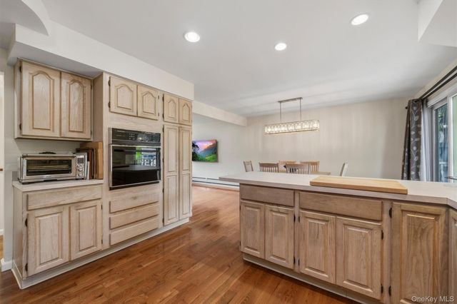 2 Harvest Hill Lane, Middletown, NY 10940