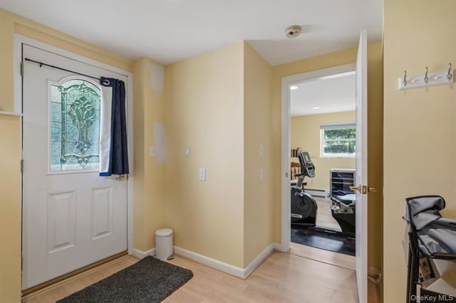 2 Harvest Hill Lane, Middletown, NY 10940