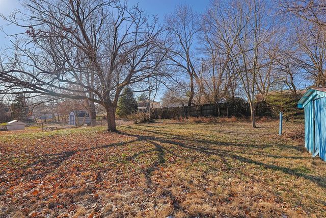 22 Sycamore Drive, Florence, KY 41042