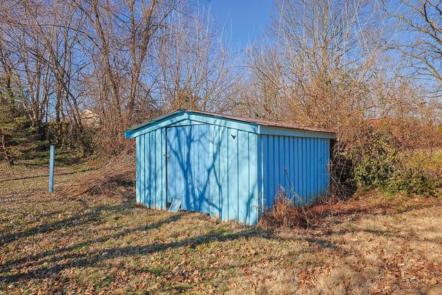 22 Sycamore Drive, Florence, KY 41042