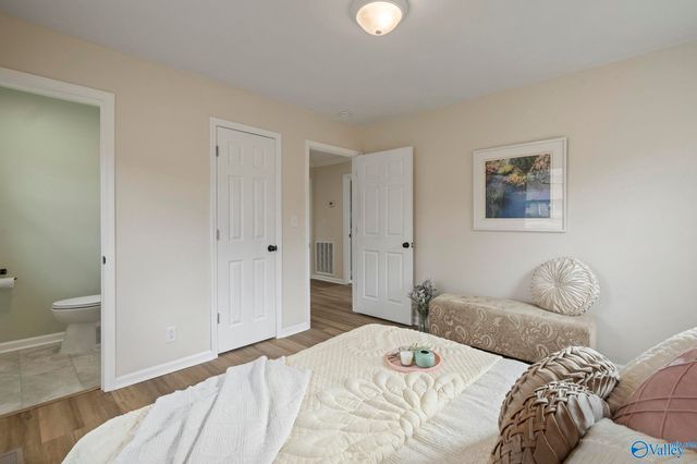 4212 NW Lakeview Drive, Huntsville, AL 35810