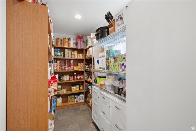 1627 E MULBERRY WAY, Sandy, UT 84093