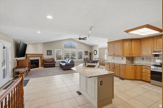 1627 E MULBERRY WAY, Sandy, UT 84093