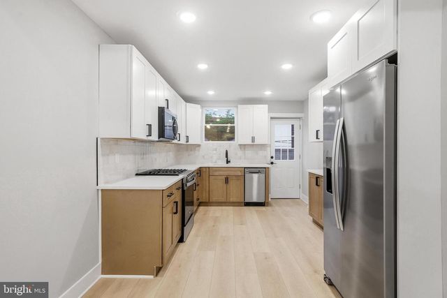 1733 JACKSON ST, Philadelphia, PA 19145