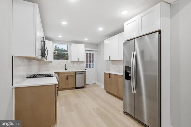 1733 JACKSON ST, Philadelphia, PA 19145
