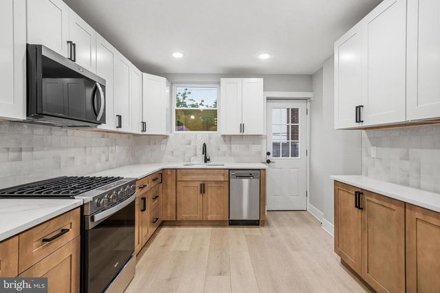 1733 JACKSON ST, Philadelphia, PA 19145