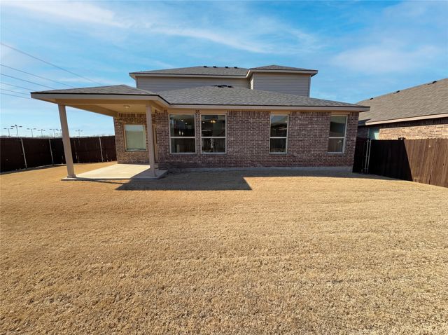 13824 Langston Lake Road, Fort Worth, TX 76262