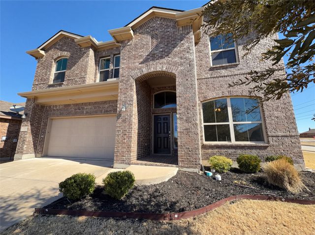 13824 Langston Lake Road, Fort Worth, TX 76262