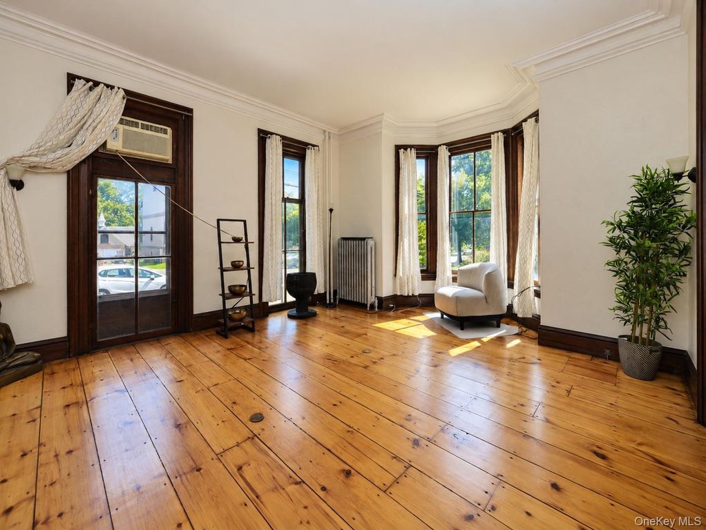 197 Grand Street, Newburgh, NY 12550 — photo 3