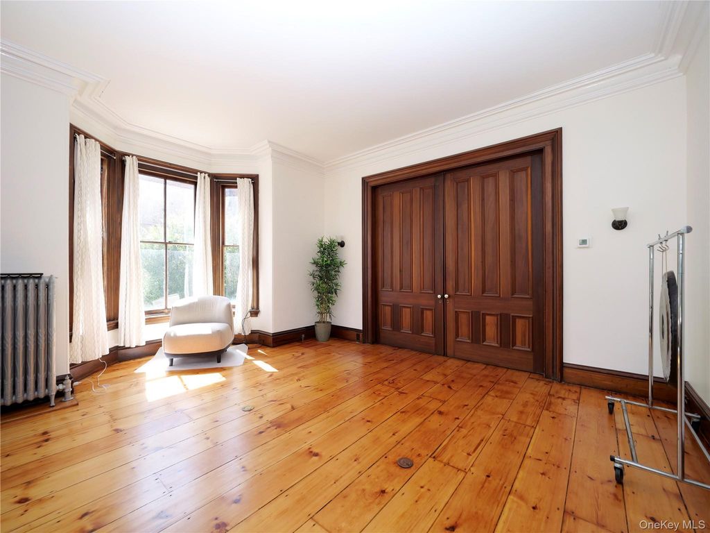 197 Grand Street, Newburgh, NY 12550 — photo 4
