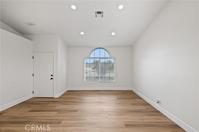 5914 Summer Country, Bakersfield, CA 93313
