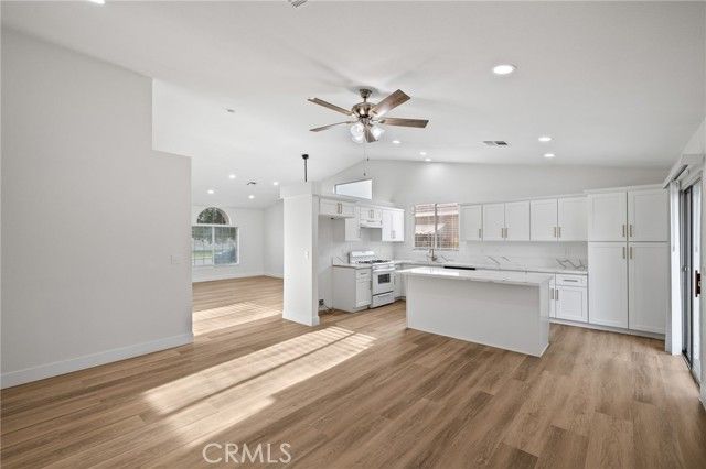 5914 Summer Country, Bakersfield, CA 93313