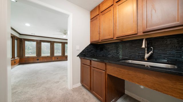 5809 Inverness Drive, Rockford, IL 61107