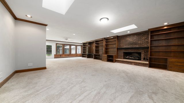5809 Inverness Drive, Rockford, IL 61107