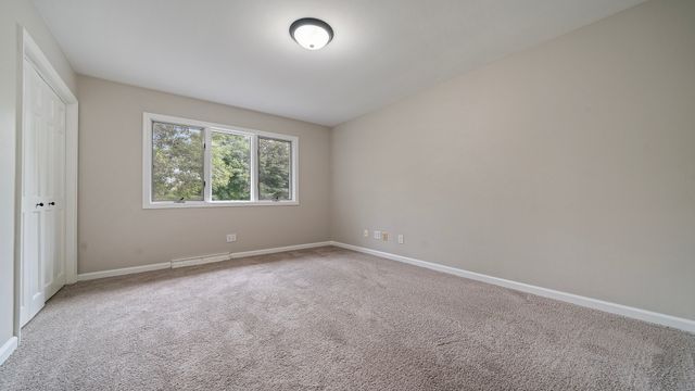 5809 Inverness Drive, Rockford, IL 61107