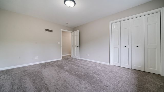 5809 Inverness Drive, Rockford, IL 61107