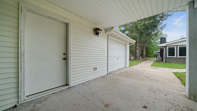 5809 Inverness Drive, Rockford, IL 61107