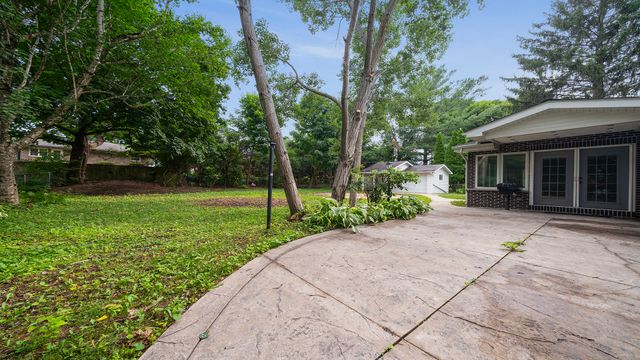 5809 Inverness Drive, Rockford, IL 61107