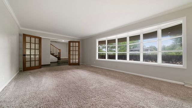 5809 Inverness Drive, Rockford, IL 61107