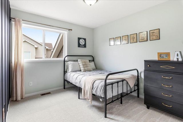 589 Montrose Avenue, Delano, MN 55328