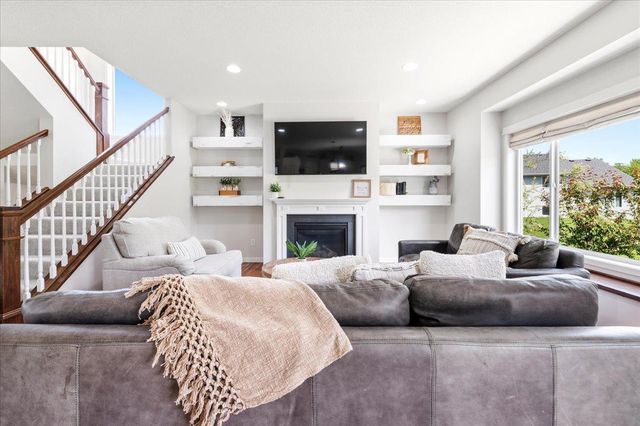 589 Montrose Avenue, Delano, MN 55328