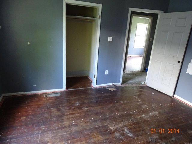 2715 Dr Martin Luther King Drive, Little Rock, AR 72206