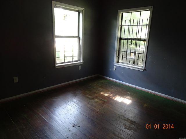 2715 Dr Martin Luther King Drive, Little Rock, AR 72206