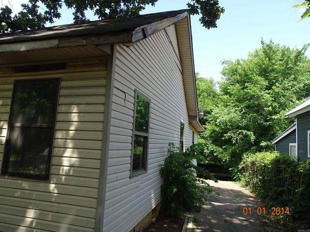 2715 Dr Martin Luther King Drive, Little Rock, AR 72206