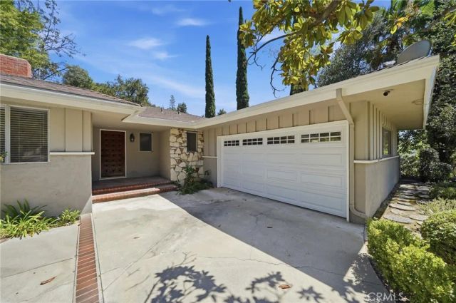 5154 Crown Avenue, La Canada Flintridge, CA 91011