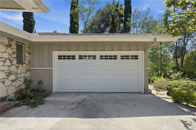 5154 Crown Avenue, La Canada Flintridge, CA 91011