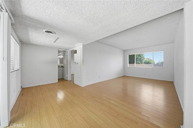 5154 Crown Avenue, La Canada Flintridge, CA 91011