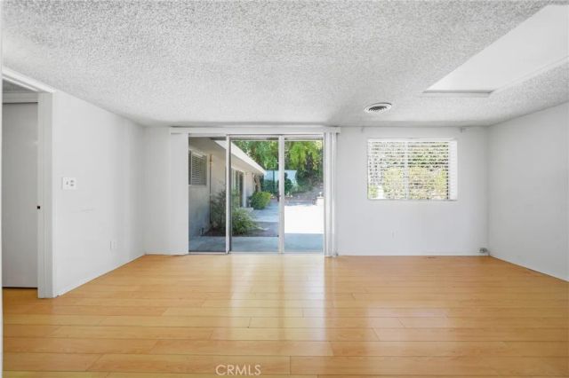 5154 Crown Avenue, La Canada Flintridge, CA 91011
