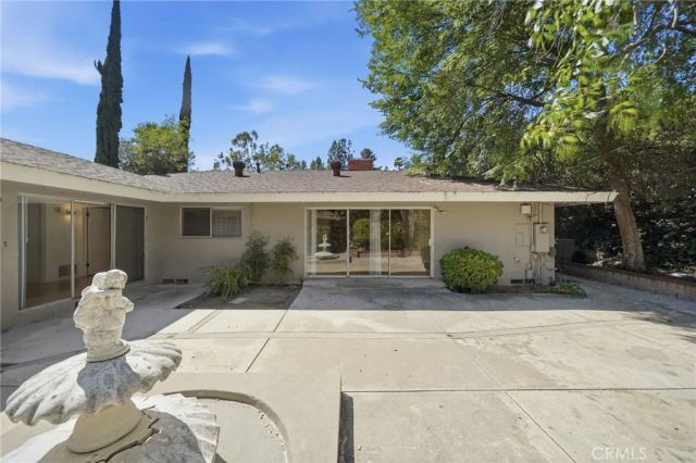 5154 Crown Avenue, La Canada Flintridge, CA 91011