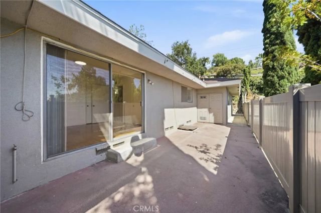 5154 Crown Avenue, La Canada Flintridge, CA 91011